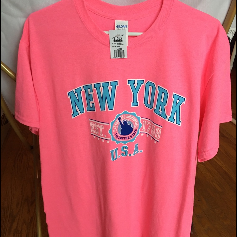 NWT PINK New York T-shirt